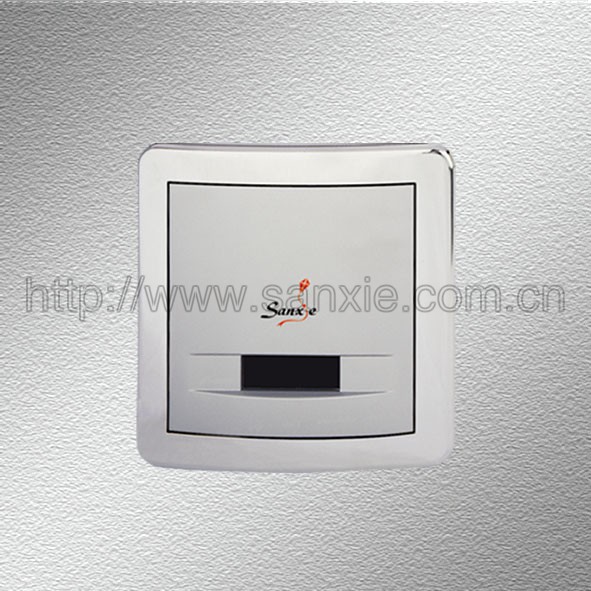 全自动感应蹲便器