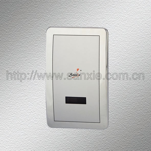 全自动感应蹲便器